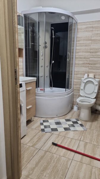 Berceni, Metalurgiei, Grand Arena ,10 minute metrou Aparatori,